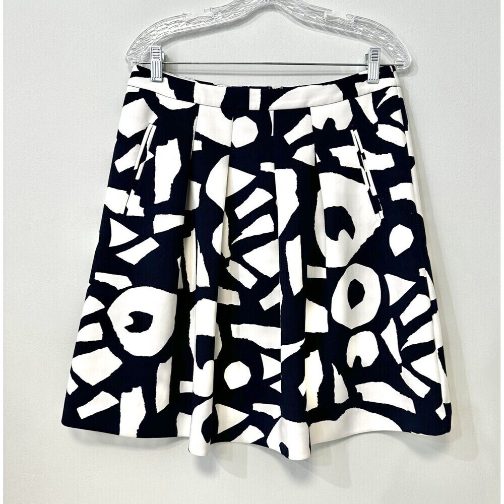 Ann Taylor Loft Size 8 Pleated A-Line Skirt Graffiti Print Navy W/pockets